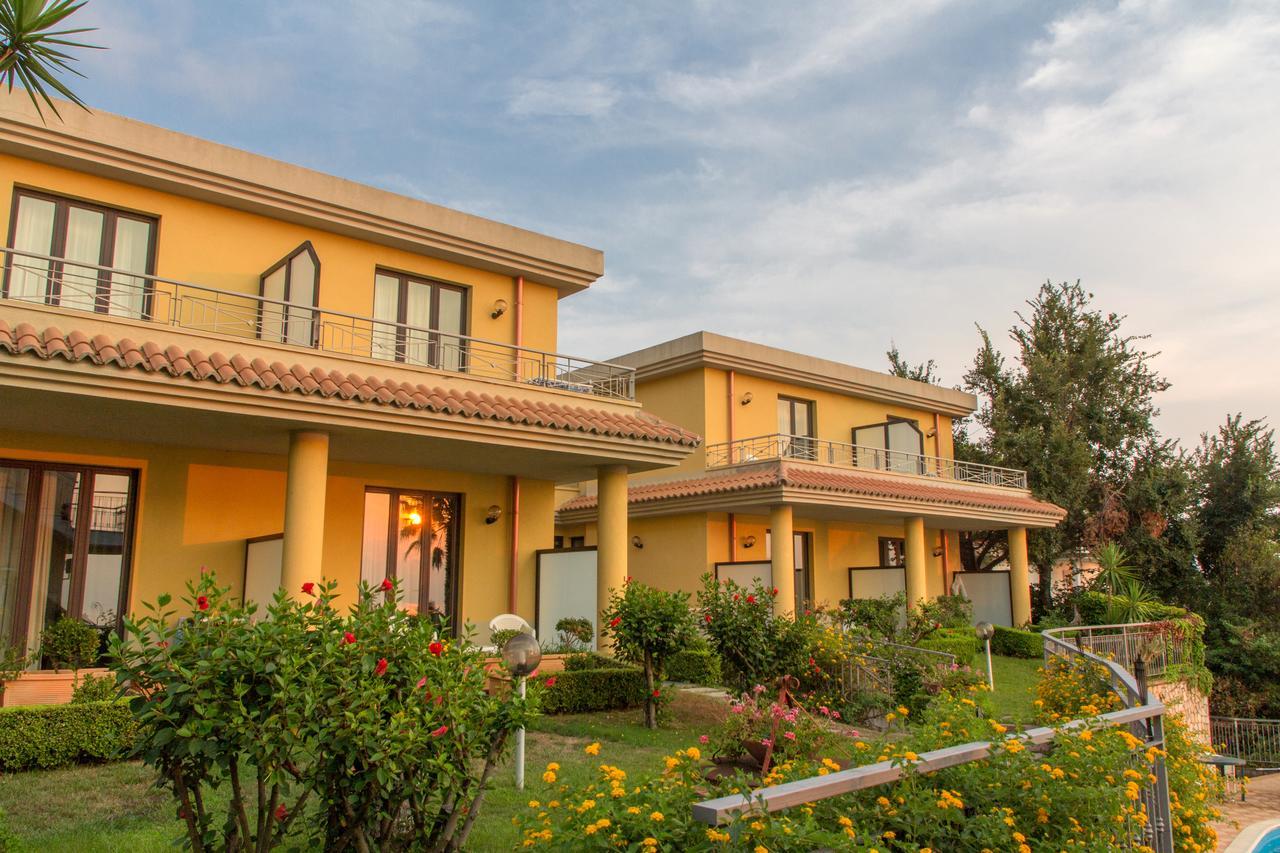 Nettuno Hotel Palace Бельведере-Мариттімо Екстер'єр фото