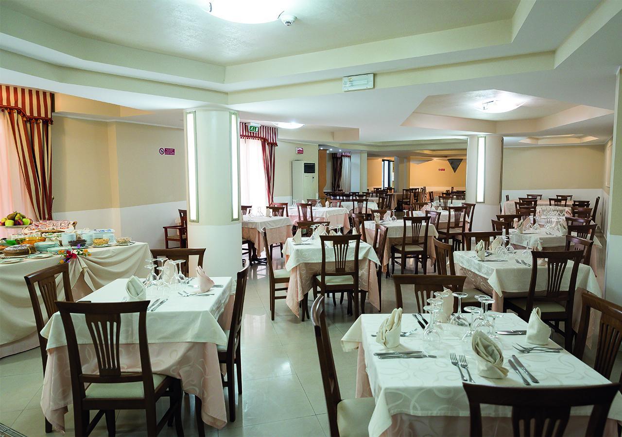 Nettuno Hotel Palace Бельведере-Мариттімо Екстер'єр фото